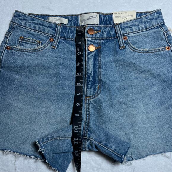 Universal Thread Vintage Midi Stretch Shorts Raw Hem Size 4 NEW Festival Rodeo - Picture 9 of 10